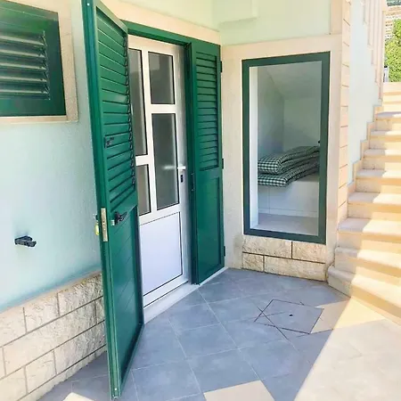 Studio Apartman Noa Trogir