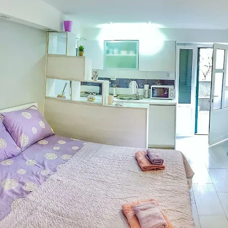 Studio Apartman Noa * Trogir