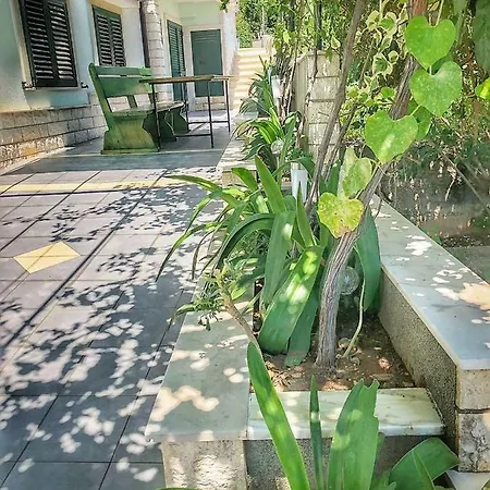 Studio Apartman Noa * Trogir